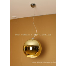 Luminaire pendentif en verre doré de l&#39;hôtel